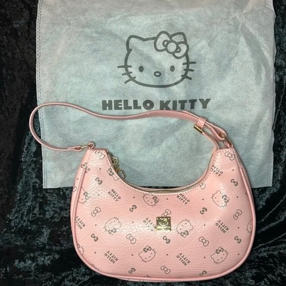 Hello Kitty Handbags - Hello Kitty small shoulder bag